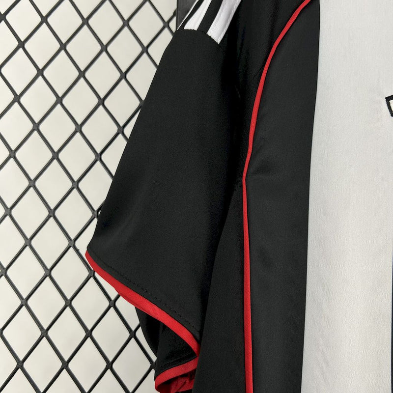 Camisa Besiktas Away 25/26 - Torcedor Masculina